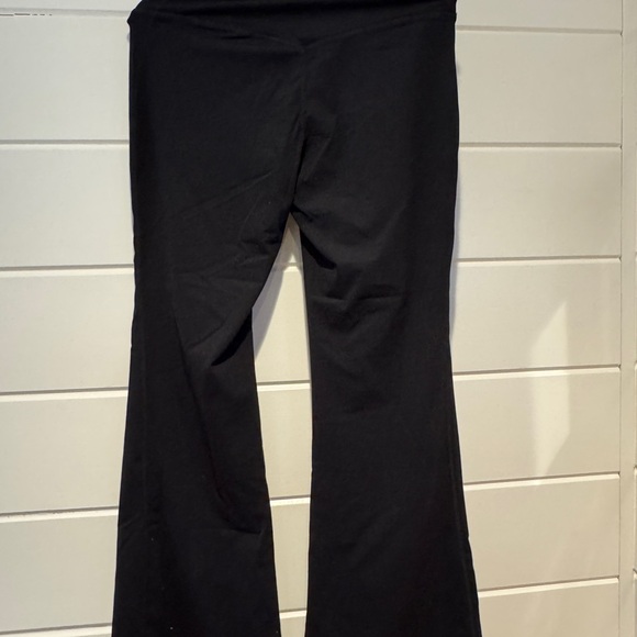 Halara high waist ultrasculpt black bootleg leggings - Picture 5 of 7